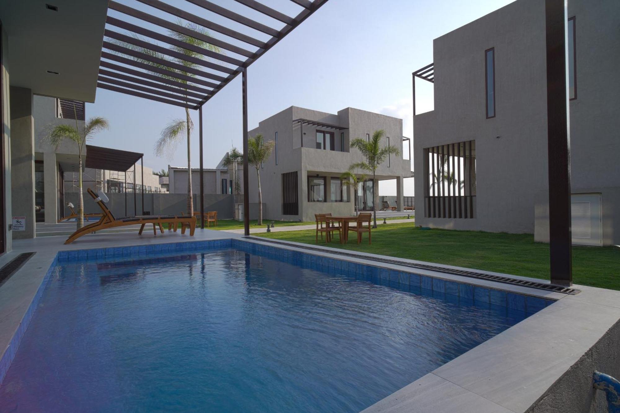 Araya Beach Casas Батангас Экстерьер фото