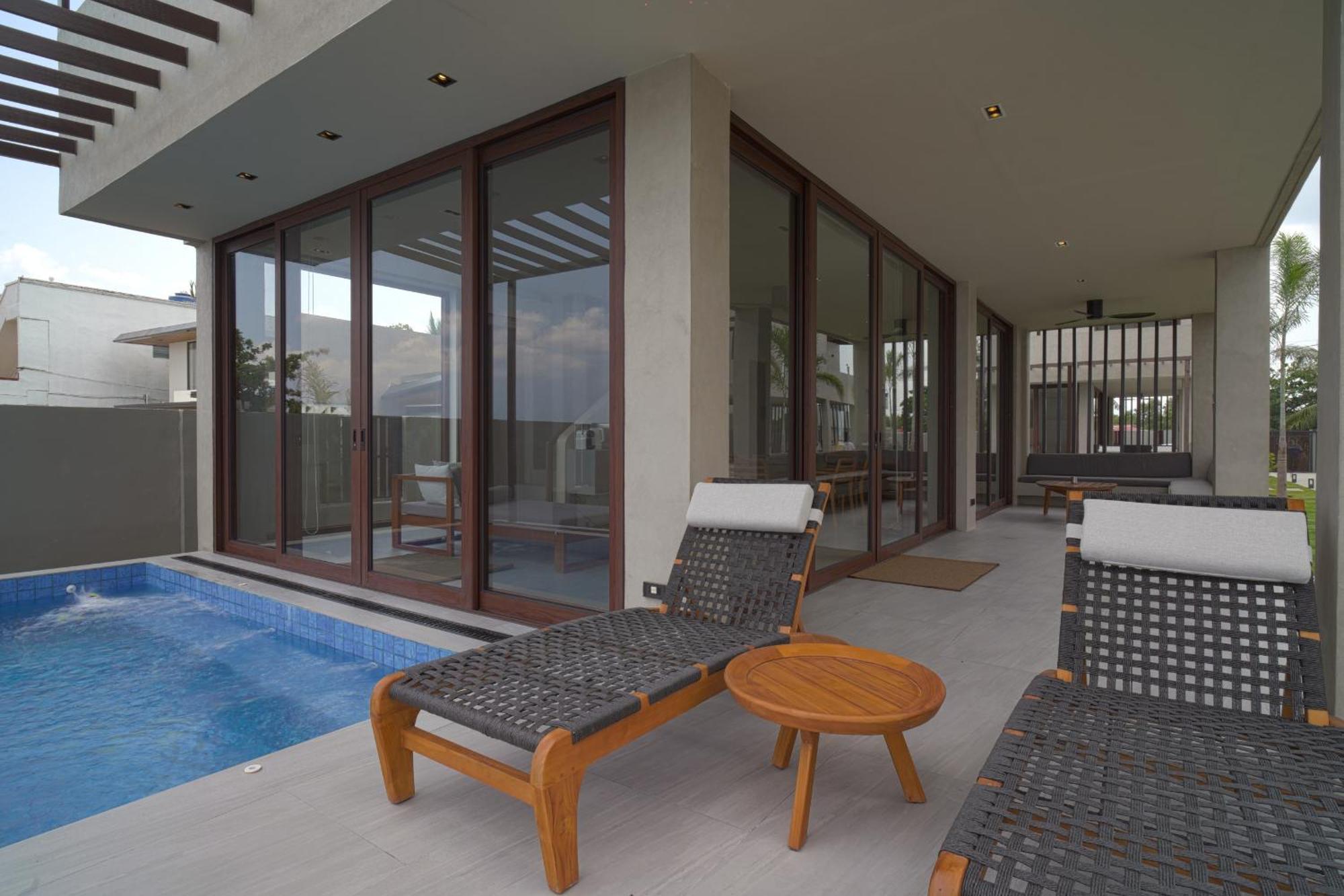 Araya Beach Casas Батангас Экстерьер фото
